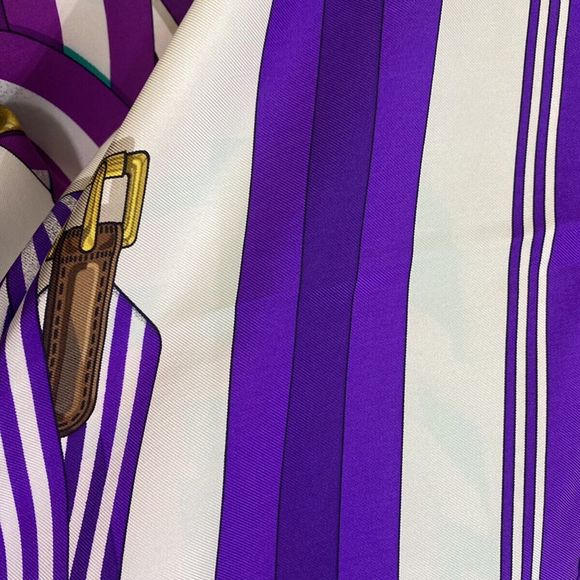 HERMES Carre 90 Scarves - Picture 11 of 14